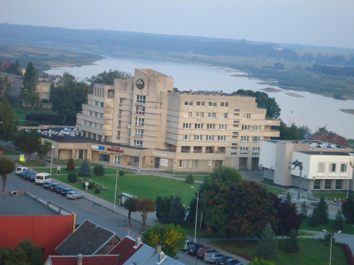 Hotel Viesbutis Jurbarkas Exterior foto